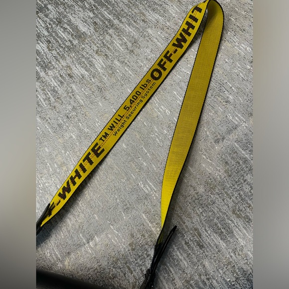 Off-White Binder Clip “Sculpture” Crossbody Bag – Black with Yellow Strap - Picture 4 of 5